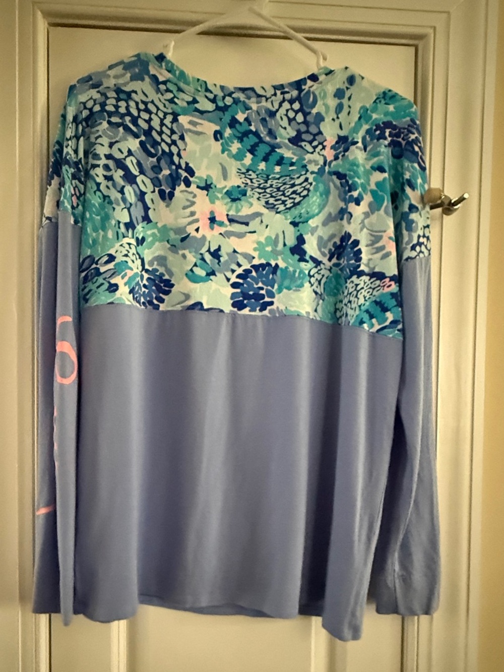 Lilly Pulitzer Finn Top shirt in turquoise Oasis Wave After Wave Size Small